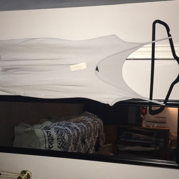 Dress - Picture 2 of 5